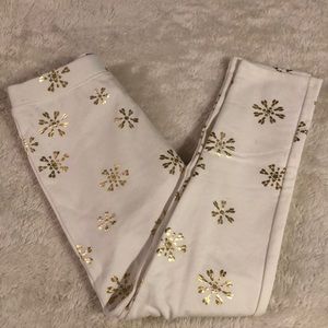 Children’s Place snowflake leggings. Kids M 7-8